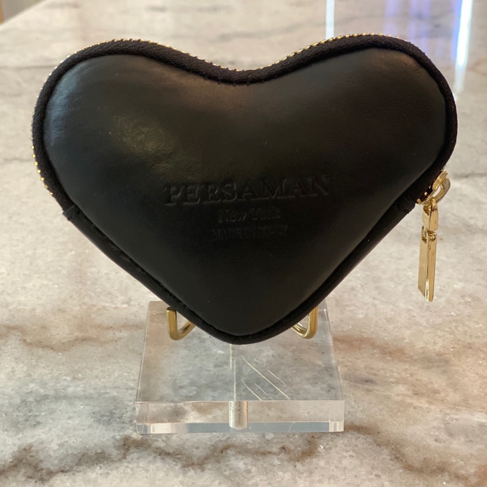 NEW Persaman New York Heart Pouch